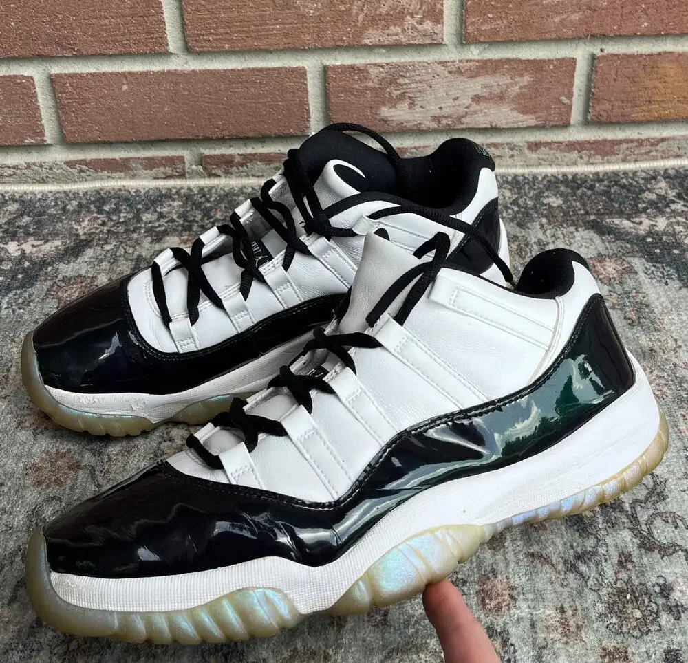 Air Jordan 11 Retro Low Easter Emerald Rise Iridescent / Men's 11.5 / 528895-145